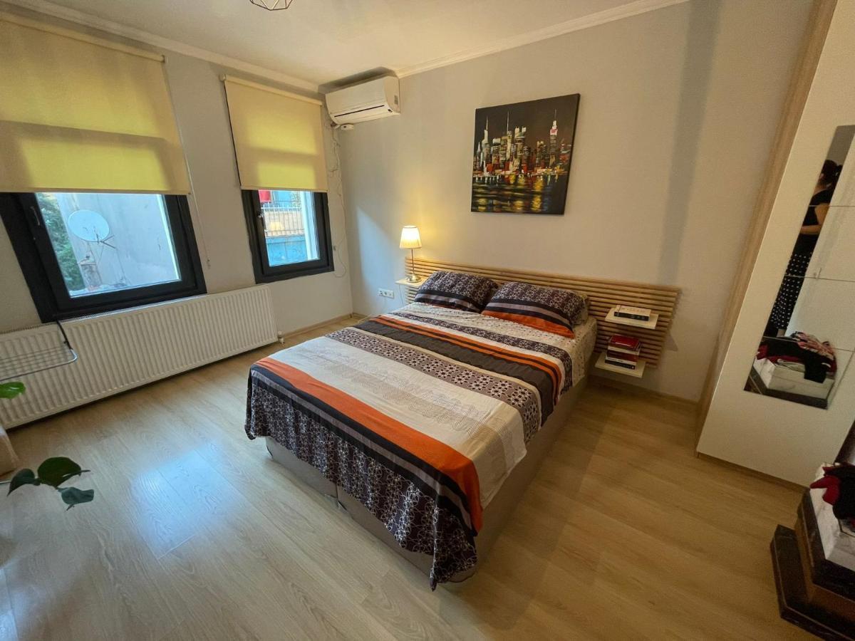 Апартаменти Duplex With Terrace In Center,5Mn Walk To Istiklal Стамбул Екстер'єр фото